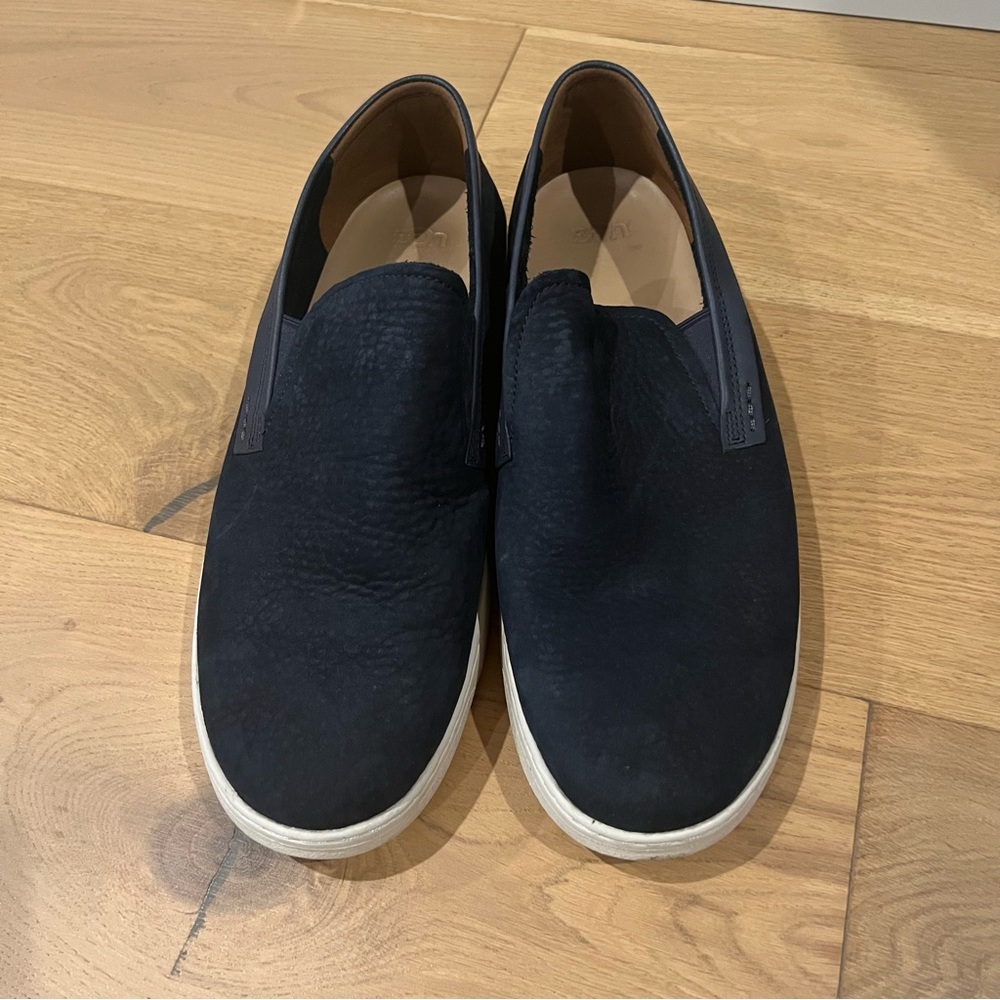 Men’s UGG Slip On Sneakers
